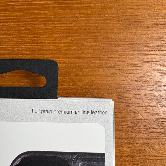 Black DECODED iPhone 15 Detachable Wallet Case - Picture 13 of 14